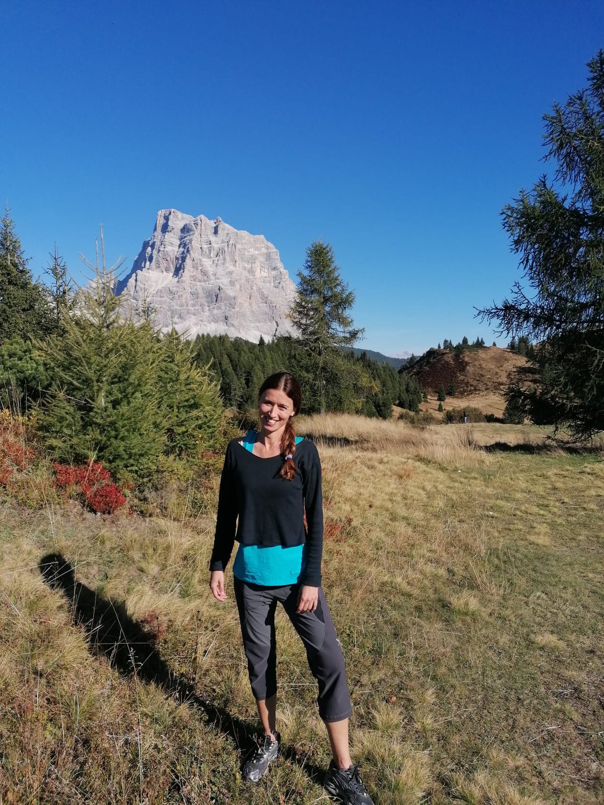 Elettra Da Ros in montagna, durante una passeggiata all'aria aperta